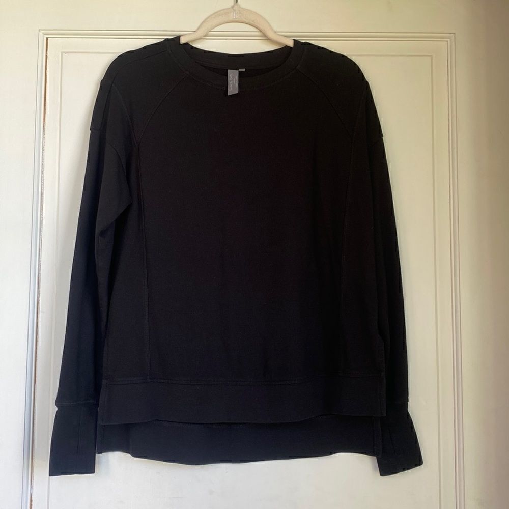 Pullover Hi Lo Sweatshirt With Thumb Holes By Sweaty Betty